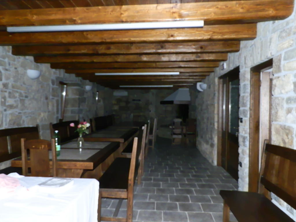 Agroturism Stara Stala Hotel Borut ภายนอก รูปภาพ